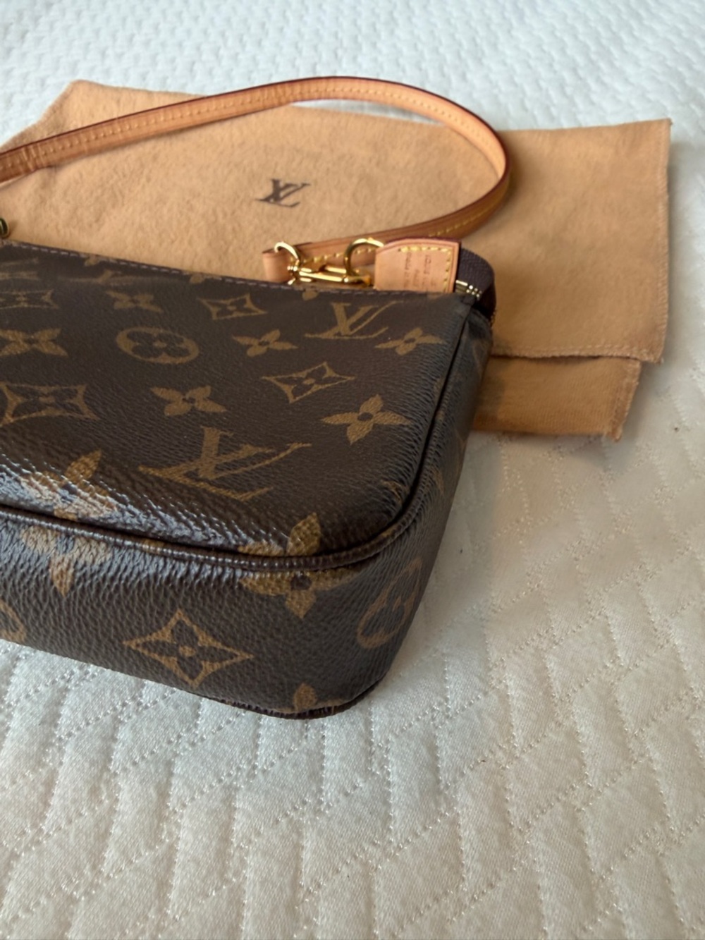 Louis Vuitton Monogram Canvas Mini Pochette in Brown and Tan - Picture 4 of 16
